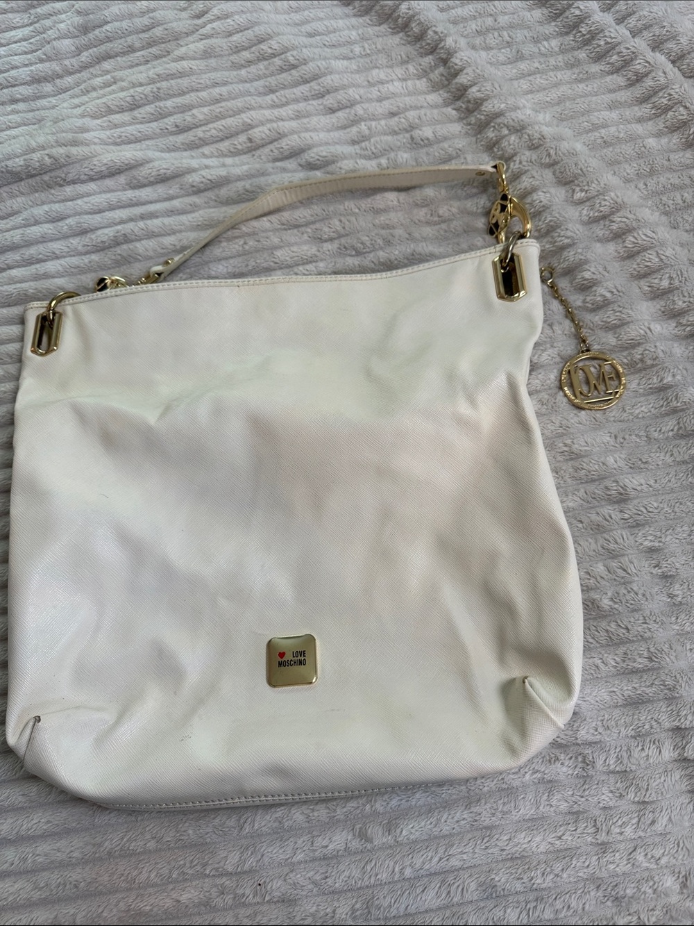 Love Moschino White Shoulder Bag with Gold Hardware